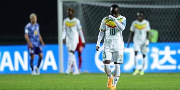 Samba Diallo face au Japon