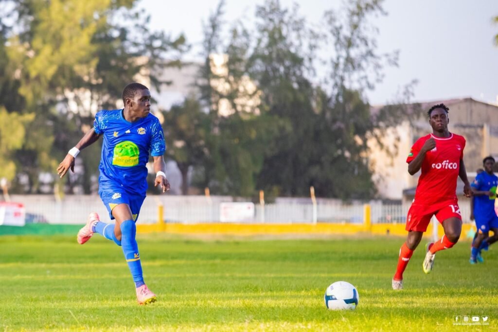 Mbaye Jacques Ndiaye face à USO, deuxième journée, 5 nov, Iba Nar Diop