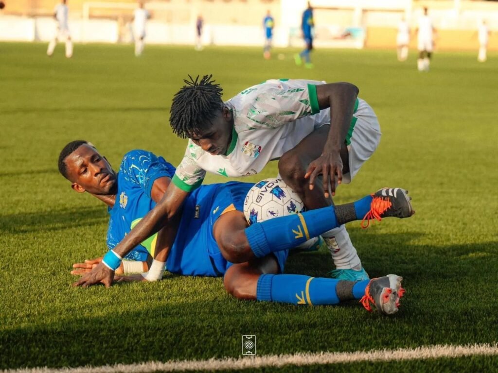 Souleymane Cissé (Jaraaf) vs Sow (Teungueth FC)