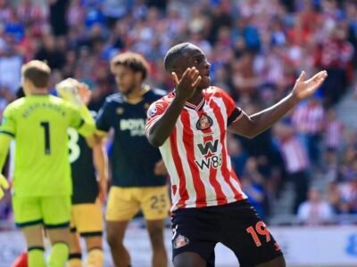 Baptême du feu réussi pour Habib Diarra et Sunderland. Pour ses débuts en Premier League, le Lion a brillé, contrairement à El Hadji Malick Diouf, qui s’incline malgré la bonne performance. Lamine Camara reste dans les mêmes standards et Pape Gueye lance parfaitement sa saison avec Villarreal.