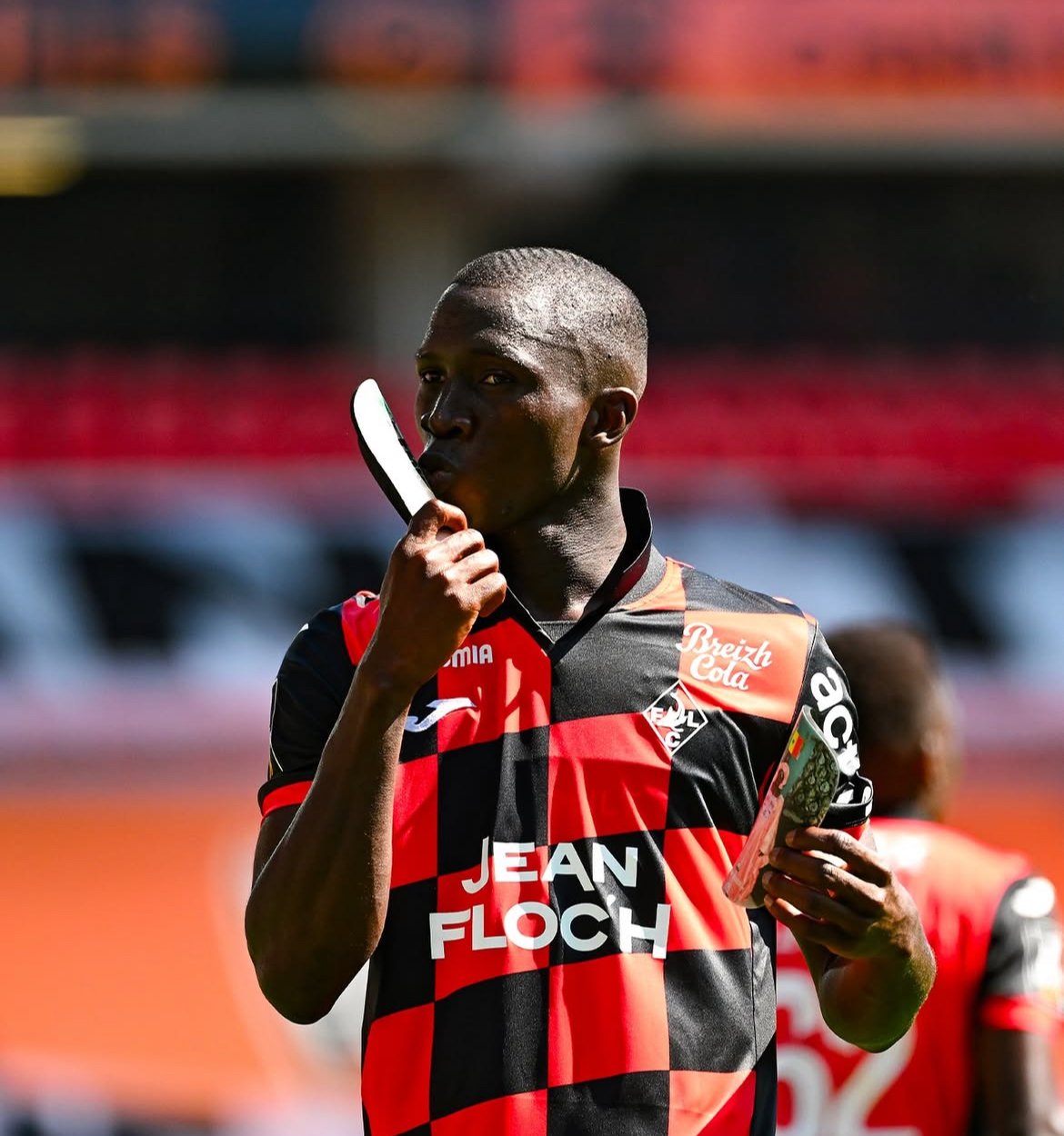 Sambou Soumano, buteur avec Lorient