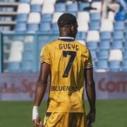 Idrissa Gueye ne se précipite pas pour le suivre.