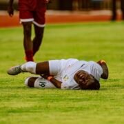 LA CRISE GUETTE LE JARAAF