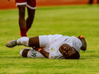 LA CRISE GUETTE LE JARAAF