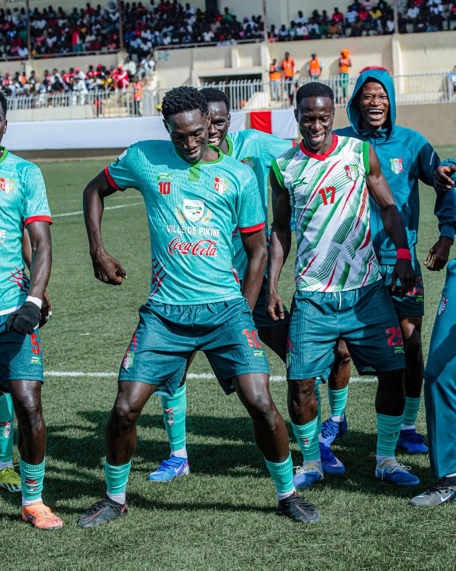 Toumouler : C’est quoi cette danse qui s’empare des terrains de foot ?