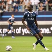 Moustapha Mbow postule pour la coupe du monde. Le défenseur de Paris FC, qui figure sur la pré liste de Pape Thiaw