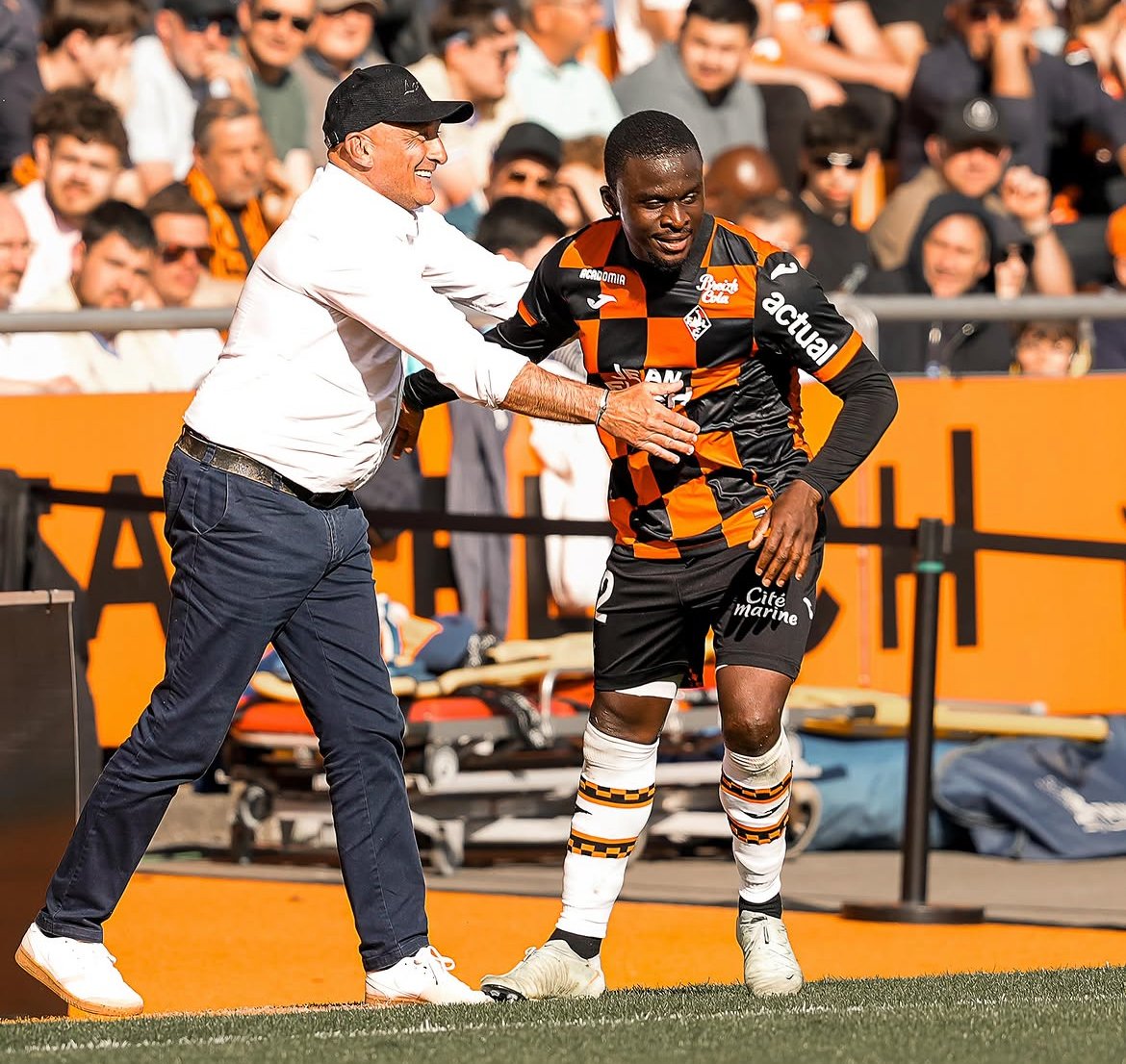 Bamba Dieng vient d’annoncer son départ de Lorient.