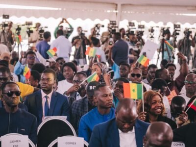 Pour la publication de liste des joueurs de la coupe du monde, la fédération sénégalaise de football a opté pour le folklore et le ridicule.
