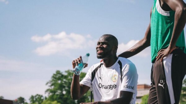 Kalidou Koulibaly, Idrissa Gana Gueye et Pape Gueye ne sont toujours pas à 100 % et les titulariser serait un énorme risque.