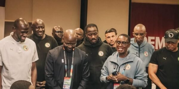 Ni le ministère des sports, ni la fédération sénégalaise de football ne veut s’acquitter de la facture, après le limogeage de Pape Thiaw.