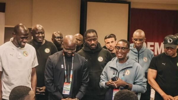Ni le ministère des sports, ni la fédération sénégalaise de football ne veut s’acquitter de la facture, après le limogeage de Pape Thiaw.