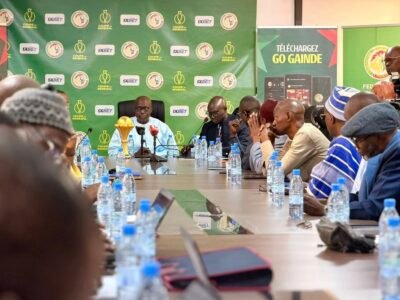 La fédération sénégalaise de football pêche sur plusieurs points depuis des mois, mais son amateurisme en terme de communication est le plus apparent.