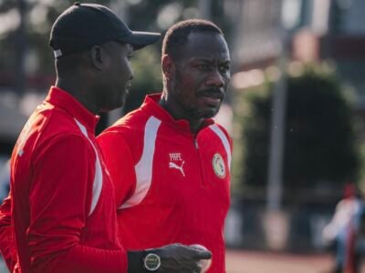 L’équipe nationale du Sénégal du Sénégal est dans le flou total. Depuis l’échec de la coupe du monde, rien ne marche. La fédération semble dépassée et tous ses actes s’apparentent à du tâtonnement