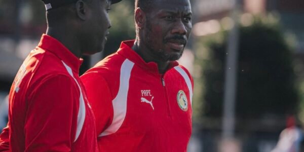 L’équipe nationale du Sénégal du Sénégal est dans le flou total. Depuis l’échec de la coupe du monde, rien ne marche. La fédération semble dépassée et tous ses actes s’apparentent à du tâtonnement