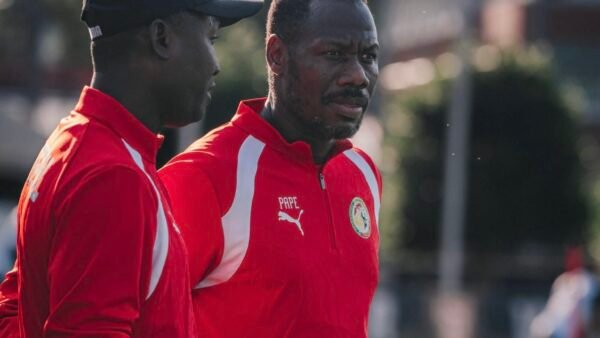 L’équipe nationale du Sénégal du Sénégal est dans le flou total. Depuis l’échec de la coupe du monde, rien ne marche. La fédération semble dépassée et tous ses actes s’apparentent à du tâtonnement