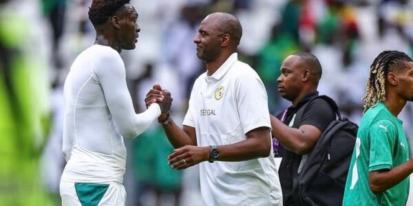 les cadres comme Kalidou Koulibaly et Gana Gueye, qui se sont bien montrés, vont encore rester sur la touche.